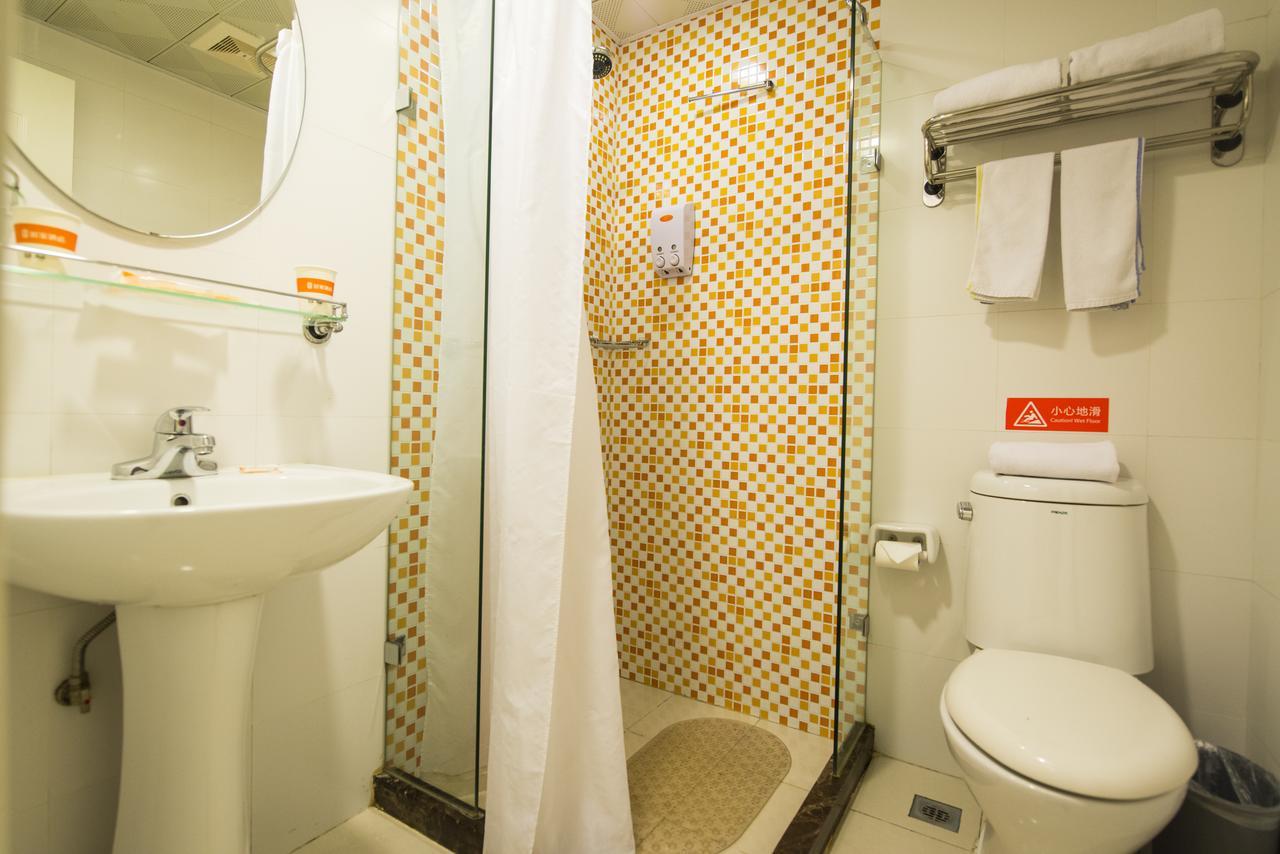 Home Inn Beijing Shangdi Exterior photo